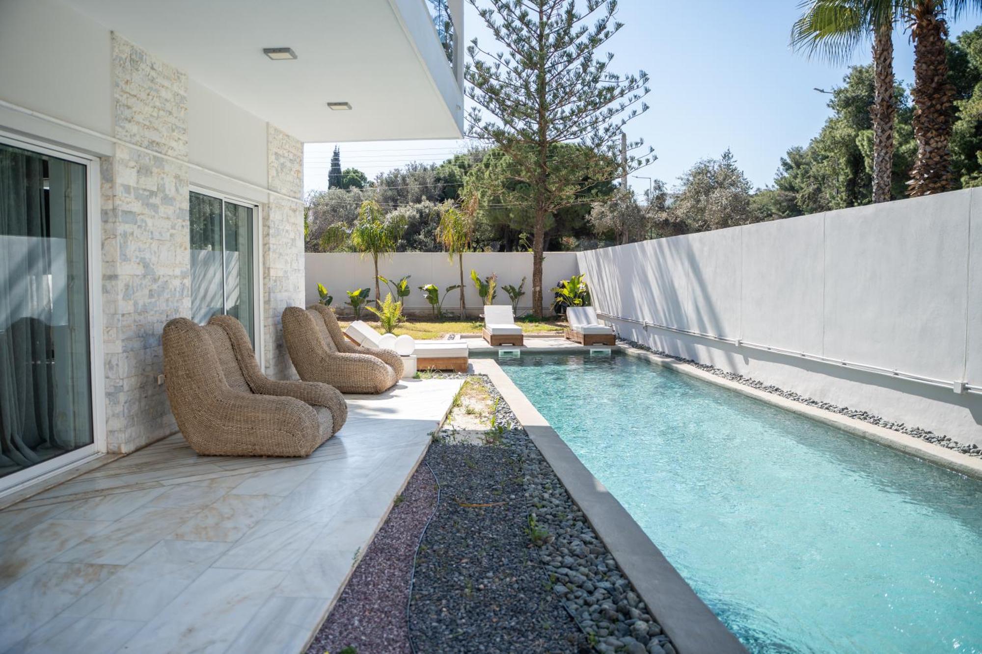 別墅 Luxury With Pool, Bbq & Garden In Vouliagmeni *