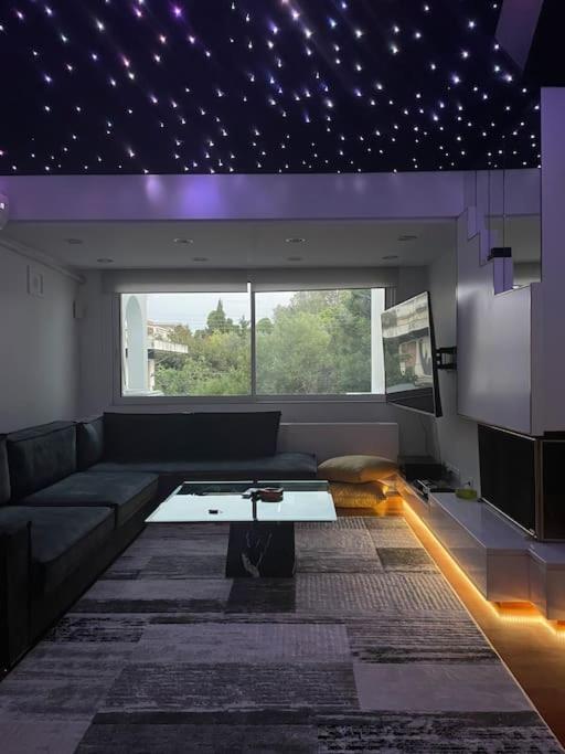 Villa Luxury With Pool, Bbq & Garden In Vouliagmeni Athens
