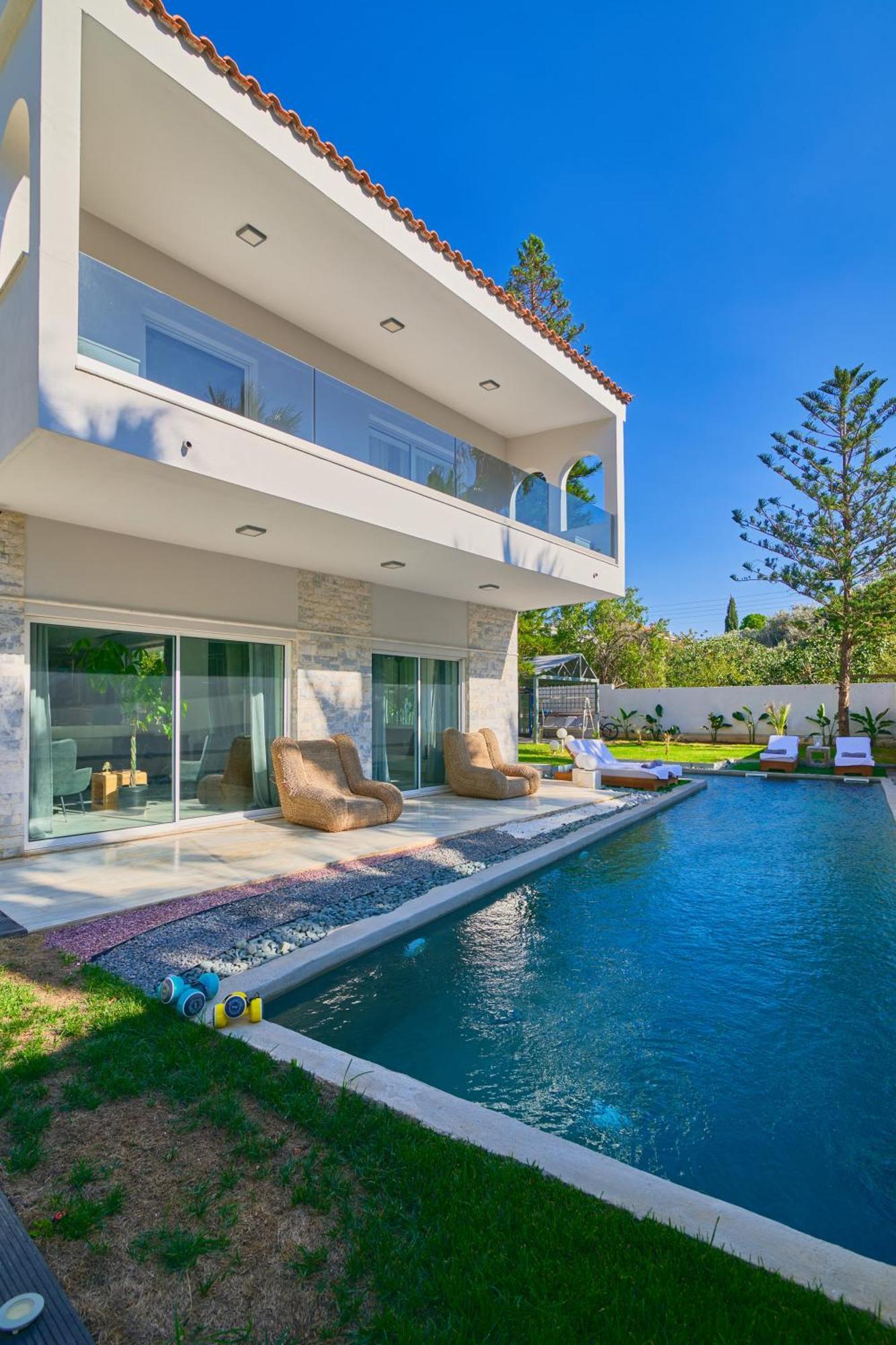 Luxury With Pool, Bbq & Garden In Vouliagmeni *