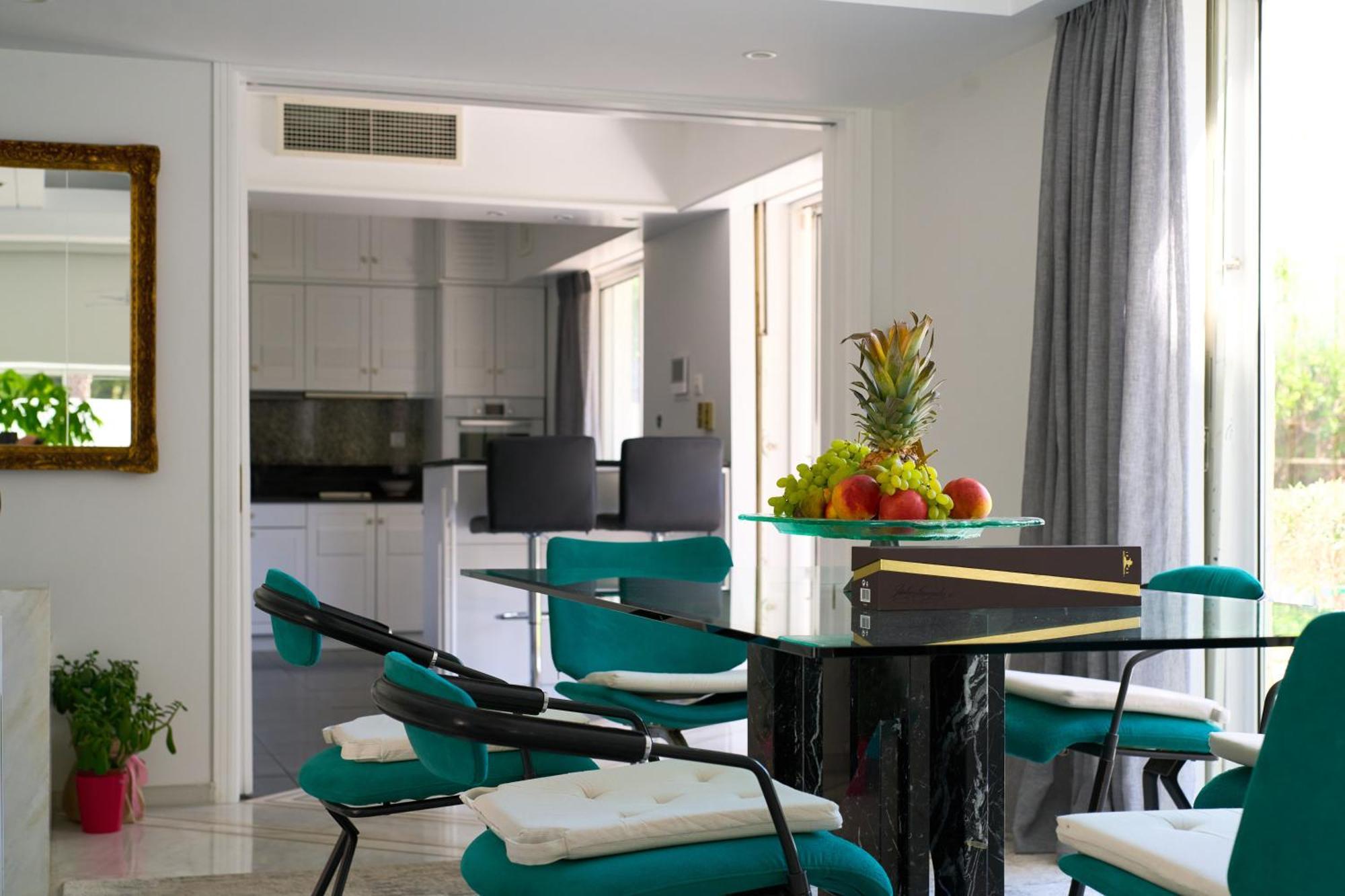 Luxury With Pool, Bbq & Garden In Vouliagmeni *