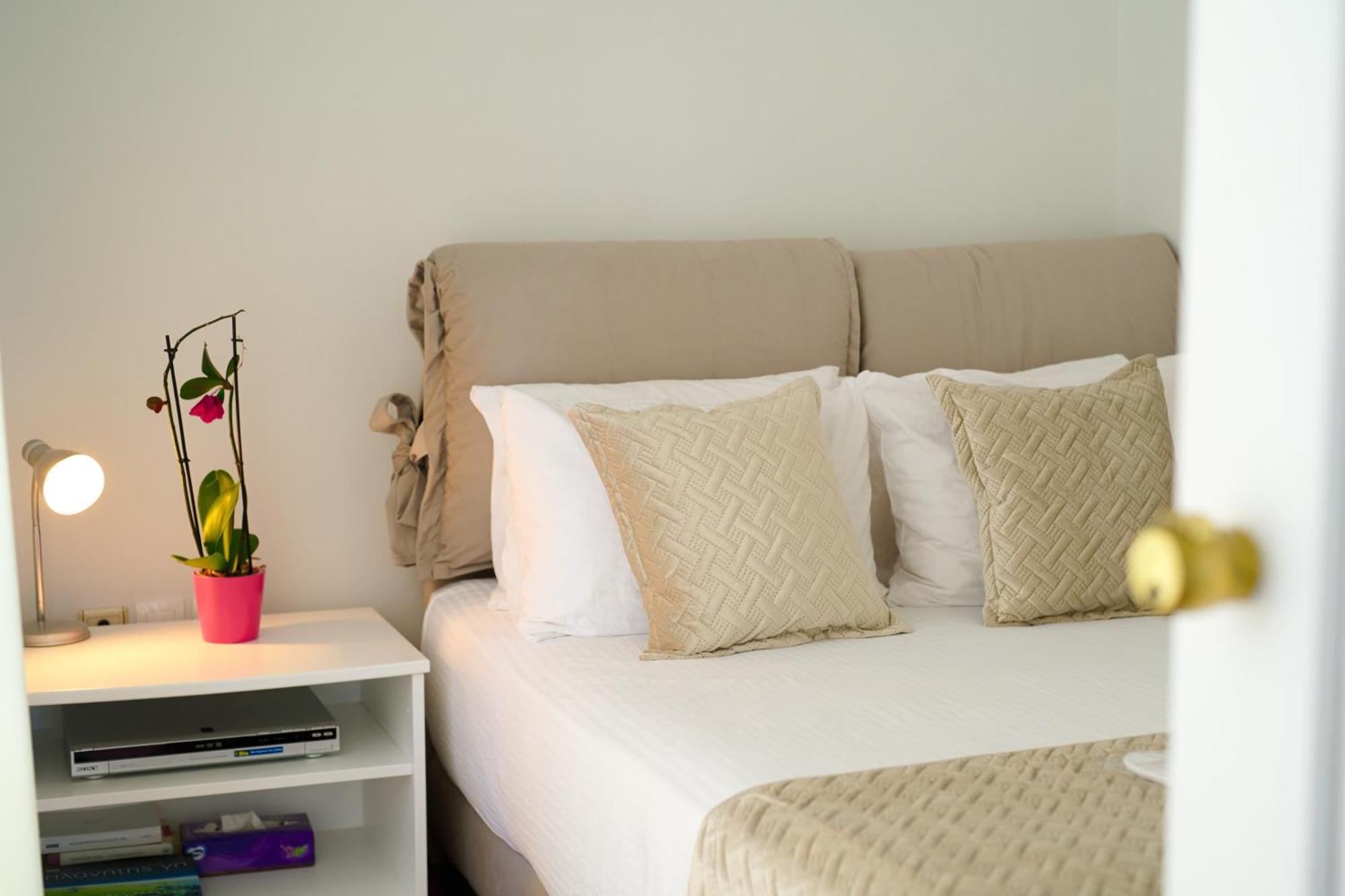 Villa Luxury With Pool, Bbq & Garden In Vouliagmeni